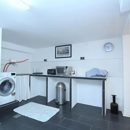 Apartment Private Souterrain *